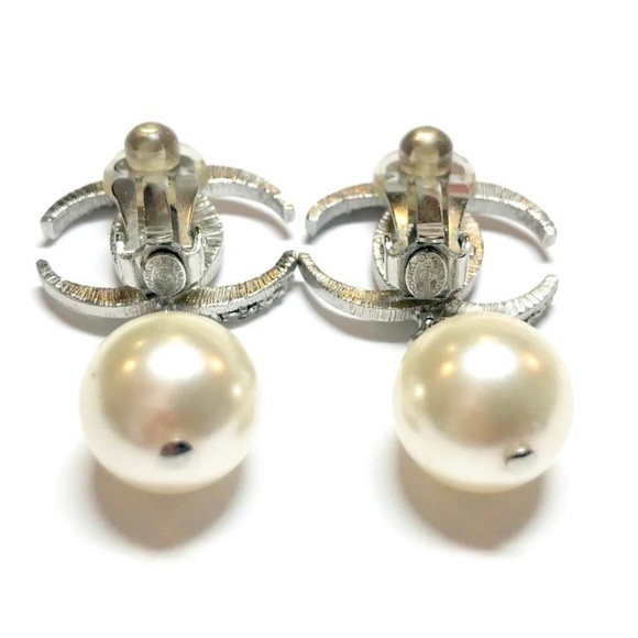 CHANEL 15B Large Silver CC Dubai Moon Crystal Clip - Picture 6 of 8